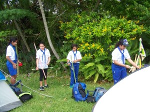 Pie de foto 3: El programa de actividades incluyó actividades como canotaje, kayak y juegos educativos.