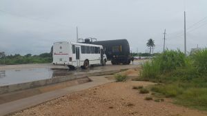 La supuesta contingencia detuvo el tráfico por la carretera Coatzacoalcos-Villahermosa