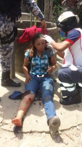 Sandra Emilia Rodríguez Báizabal, oficial de Policía de 36 años, está herida.