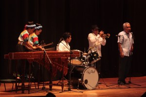 Una noche mexicana muy especial vivió el público asistente al Teatro de la Ciudad.