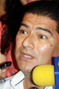 Alfonso Morales Bustamante, tesorero municipal, se adelanta a los tiempos políticos crea un grupo para promocionar su imagen en las colonias populares.