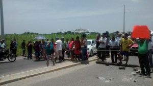 Los invasores decidieron tomar la 4 carriles.