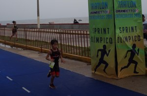 Los niños también participaron.