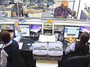 Esta es la banda de atracadores que robaron el Banamex, por la salida de Coatzacoalcos en la ex-caseta.