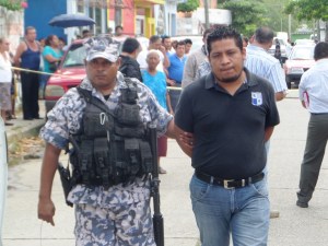 La Policía Naval detuvo a este sujeto, en el caso del homicidio en Nanchital. Su nombre está bajo reserva.