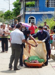 En el levantamiento ministerial del cadáver.