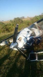 La versión de los medios masivos es que dejaron abandonada la nave, con una leyenda o matrícula con clasificación PR-TCC