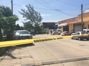 En la avenida Transísimica casi con Aldama, por el CBTIS 85, habrían ejecutado a una víctima.