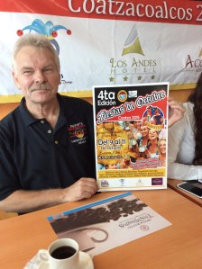 Reiner Kamieth, uno de los alemanes que viven en Coatzacoalcos y que organiza el evento.