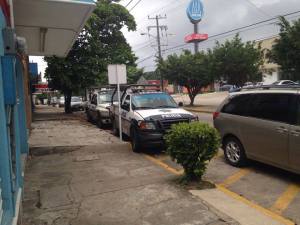 No respetan los señalamientos de la Dirección de Tránsito.