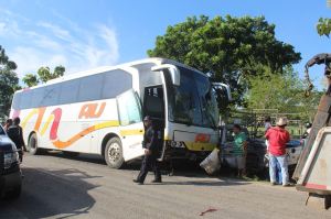 El accidente fue en la carretera Las Choapas-El Paralelo.