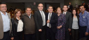 En el auditorio Sebastián Lerdo de Tejada del Palacio Legislativo, dirigió la reunión el diputado Julen Rementería del Puerto, secretario de la Comisión Permanente de Hacienda del Estado del Congreso local, en ausencia de su presidenta, Mariela Tovar Lorenzo, y también participó el vocal de esa instancia, Adolfo Jesús Ramírez Arana.