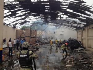 La bodega quedó destruida.