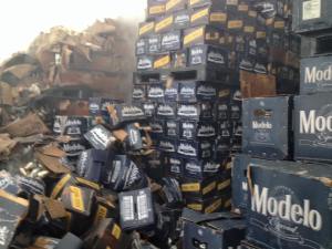 Las cervezas, los cartones, quedaron inservibles.