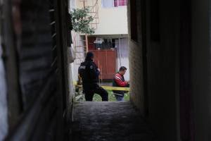 Seguridad Pública Estatal acordonó el área en la colonia Progreso de Xalapa. (Foto de Agencias) 