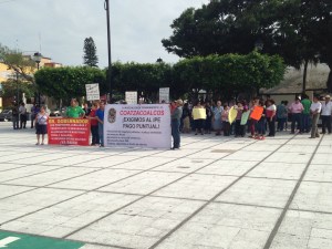 El IPE no les ha pagado.