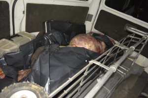 El cuerpo estaba decapitado, sin cabeza.