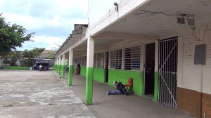 Suman ya 16 robos en los últimos 5 añpos, en esta escuela.