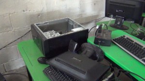 Se llevaron 18 equipos de cómputo.