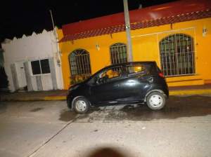 El vehículo donde viajaba con su familia.