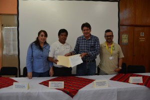 Pemex recibe el ejemplar del felino en coordinación con el Zoológico de Chiapas.