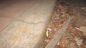 Tiraron balazos; dejaron los casquillos regados.