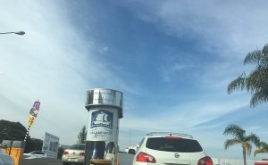 Plaza Comercial de Xalapa, ya no puede cobrar estacionamiento.