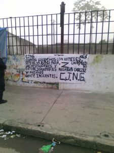 Otra de Las Narcomantas en Las Choapas, aparecieron hoy.