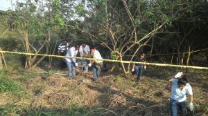 UN EJECUTADO apareció embolsado en un predio en Minatitlán.