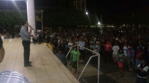 EL ALCALDE DE Pajapan estuvo retenido por varias horas, no lo dejaban ir hasta que bajaran las tarifas.