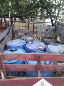 Con combustible robado, estaba en los bidones.