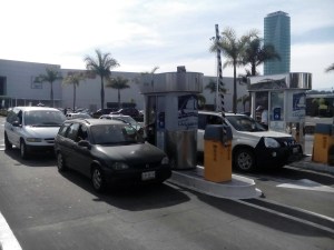Seles acabó el negocio a las plazas comerciales.