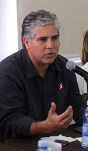 JOSÉ URIBE POZOS, regidor del PAN, recibía cheques del alcalde.
