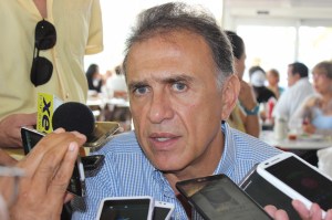 Miguel Angel Yunes Linares, candidato a la gubernatura por la Coalición PAN-PRD.