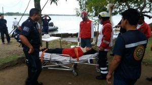 Solo resultó con ligeras lesiones en el cuello.