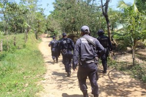 La Policía Estatal los busca en la zona rural.