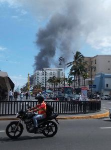 El incendio generó alarma en la ciudad.