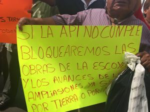 Amenazan con bloqueos de las escolleras; las nuevas obras de ampliación. 