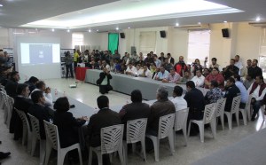 Reunión del Programa de Regularización de Taxis de la Central de Autobuses del Puerto de Coatzacoalcos