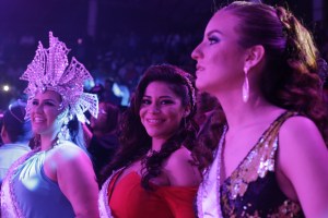 Las hermosas reinas del Carnaval, la corte real.
