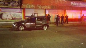 En vehículo donde viajaba Enoc Ramos Licona. Recibió más de 31 impactos de bala.