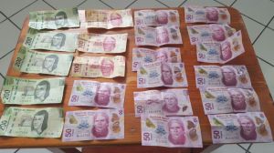 Traía dos mil pesos, había vendido ya varias grapas.