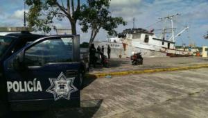 Aseguran la embarcación Tuxpan, en Frontera Tabasco.