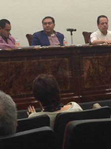 Durante la presentación de su libro.