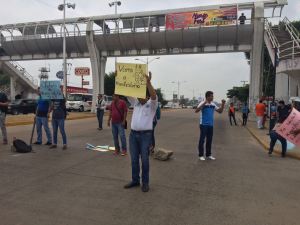El bloqueo duró varias horas.