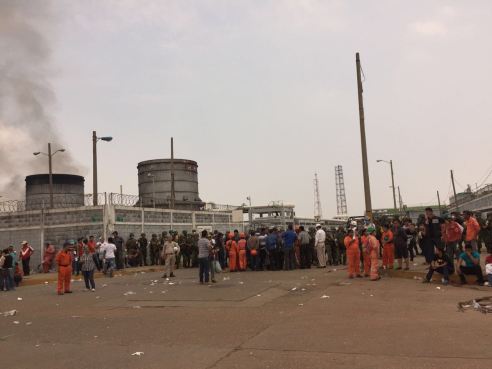 AiXlJeL8jsqoqBdaY2KKynNsGAB2Qp1EVfL4afL3gkST