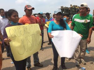 Exigen que les devuelvan sus restos.