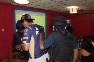 Detuvieron a personas por delitos del fuero común.