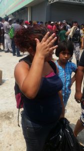 No se podía localizar a la mamé entre tanta gente.