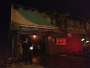 El incendio fue en la madrugada.
